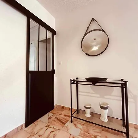 Eden B7 Апартаменти *